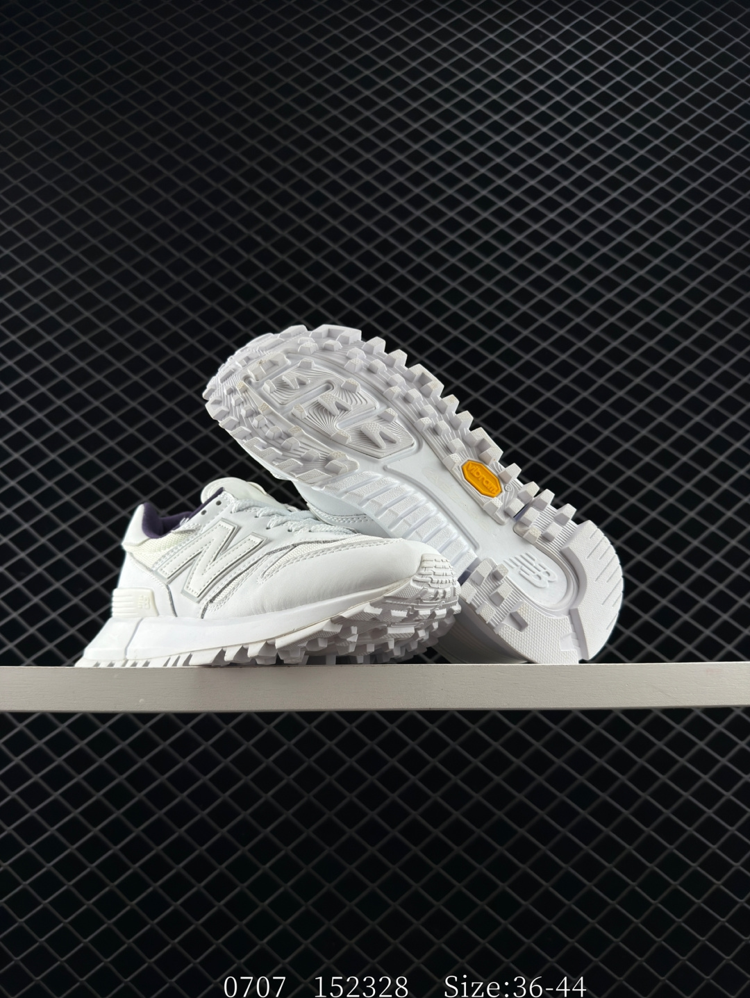 COMME des GARCONS HOMME x New Balance